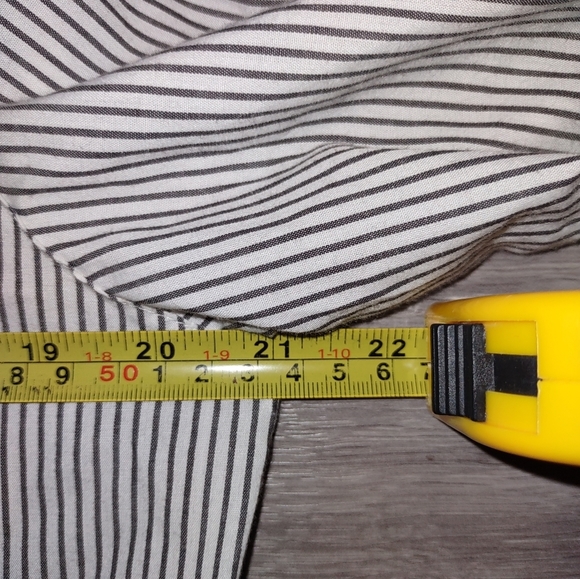 ALIA pinstripe butterfly and ladybug embroidered button down shirt - Picture 10 of 10